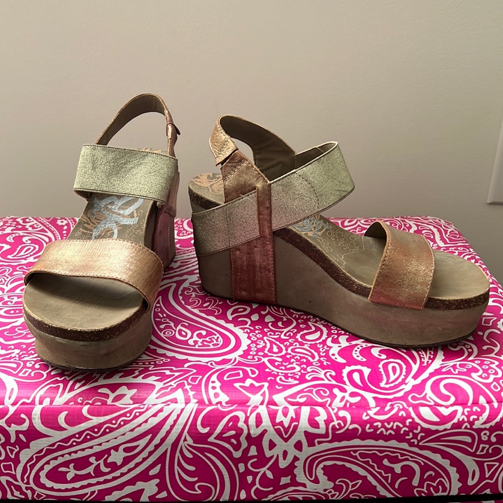 OTBT Bushnell Gold Sandal